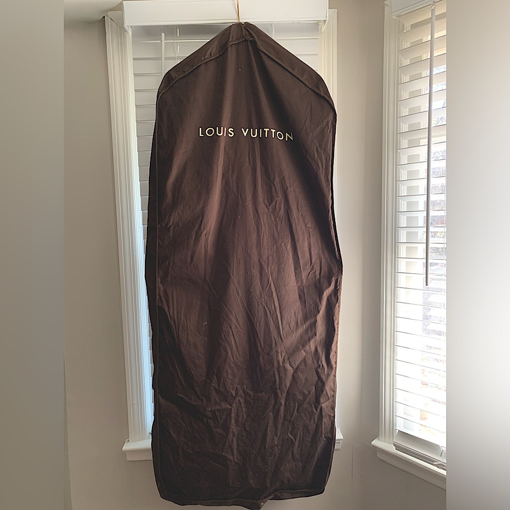 Louis Vuitton brown damier crew neck long sleeve with garment bag